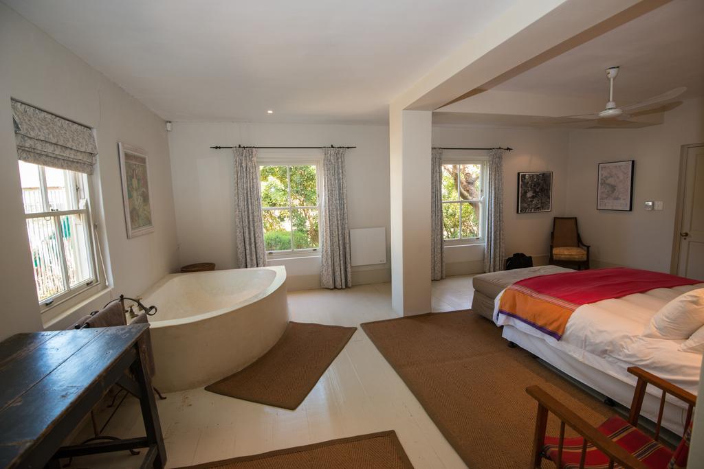 The M A P Room At Aloe Corner Self Catering Франсхук Экстерьер фото